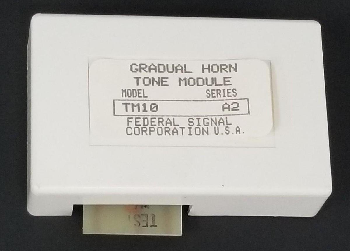 Used NEW FEDERAL SIGNAL TM10 GRADUAL HORN TONE MODULE SER. A2