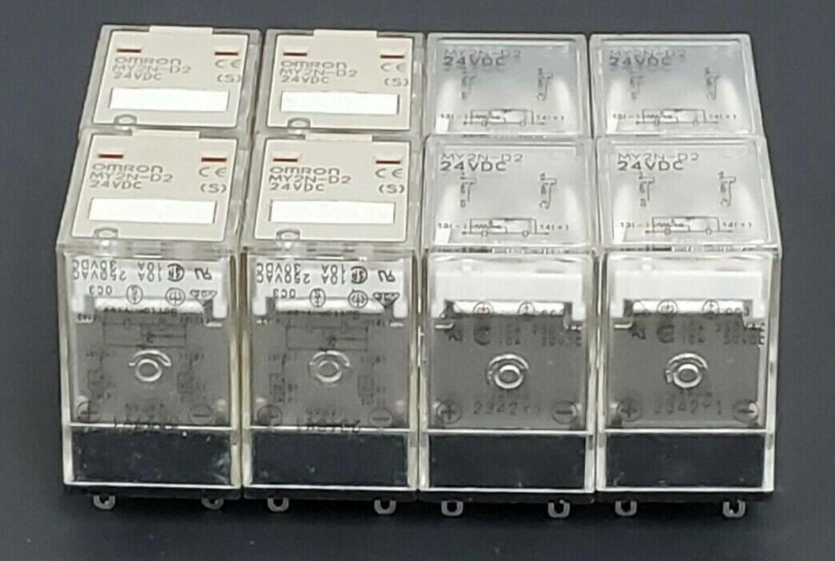 Used LOT OF 8 OMRON MY2N-D2 24VDC PLUG-IN RELAYS MY2ND2-DC24