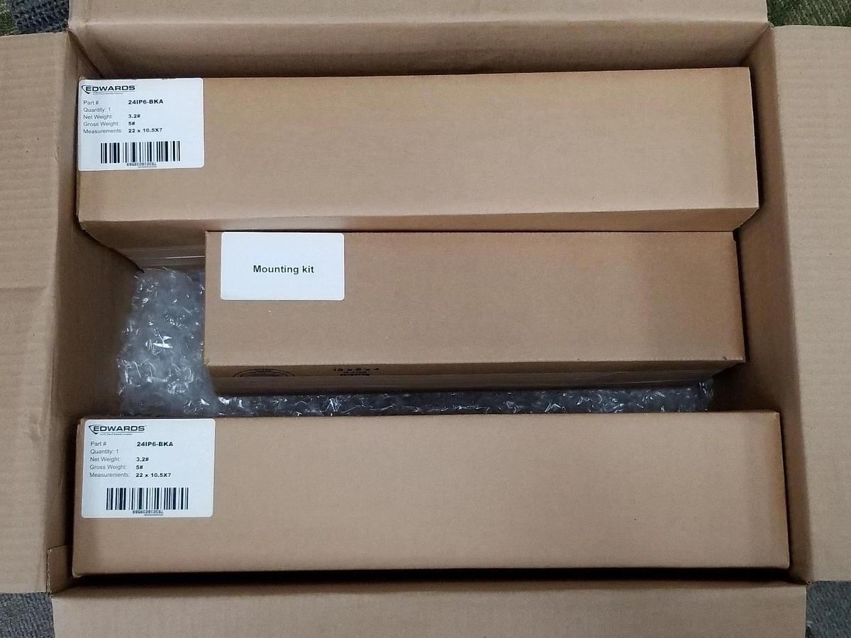 NIB EDWARDS 24IP6D-BKA BLACK ALUMINUM DOUBLE SIDED CLOCK 48VDC .4A, 24IP6DBKA
