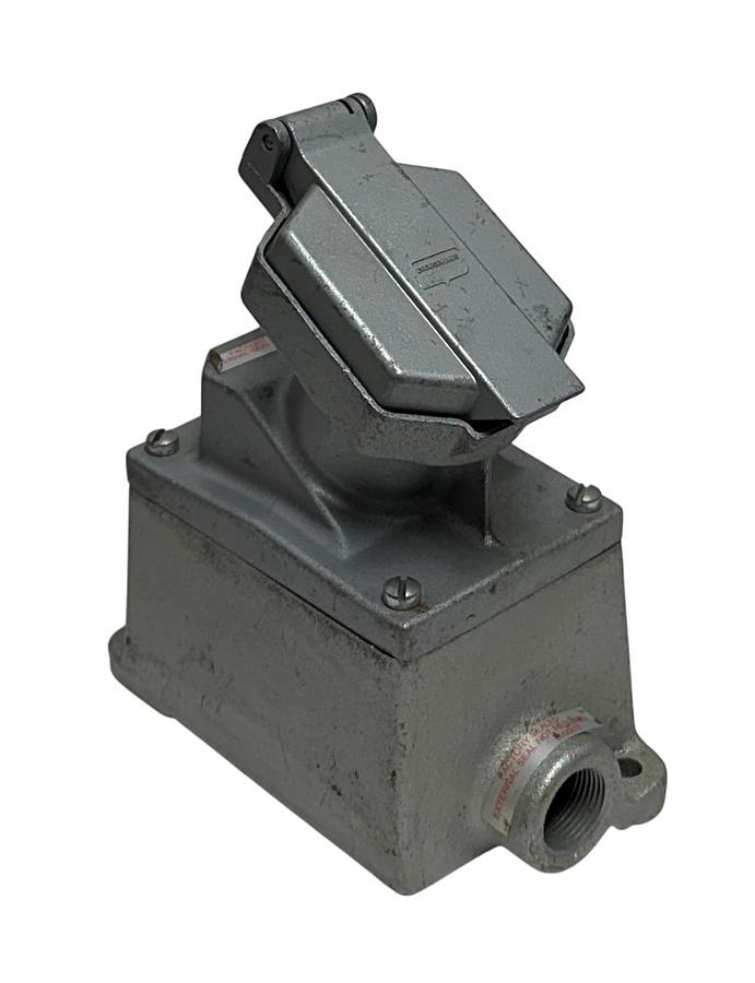Used CROUSE-HINDS CPS152-211 / CPS152211 ARKTITE RECEPTACLE ASSEMBLY 20A 1HP 3P USNP