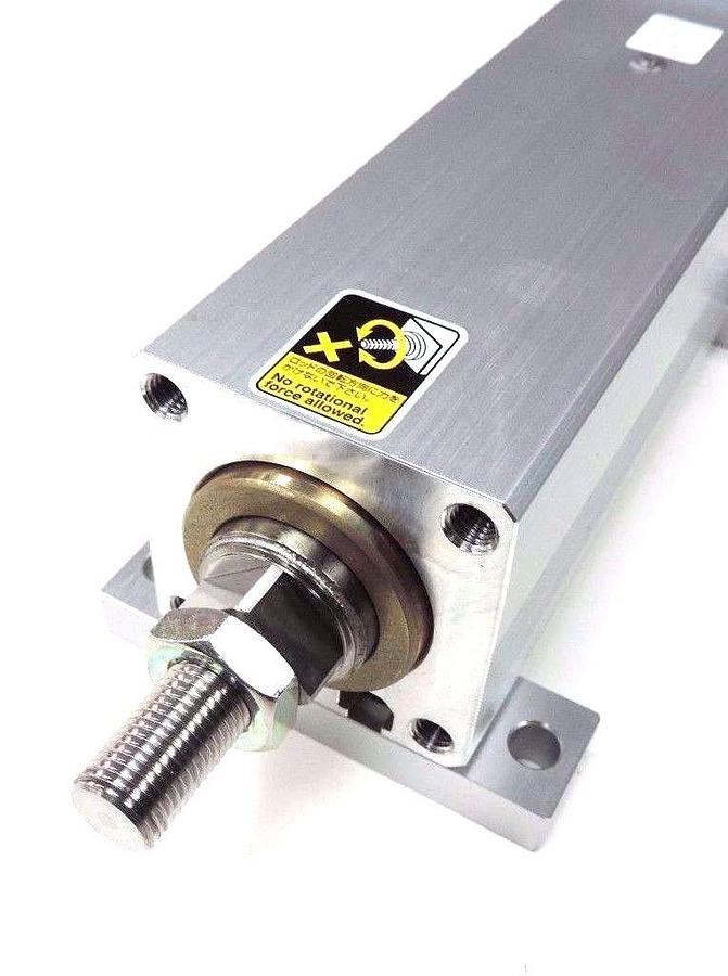 Used NEW IAI ROBO CYLINDER RCP2-RMA-I-PM-8-100-P1-S-FT ACTUATOR CB-RCP2-MA030 CABLE