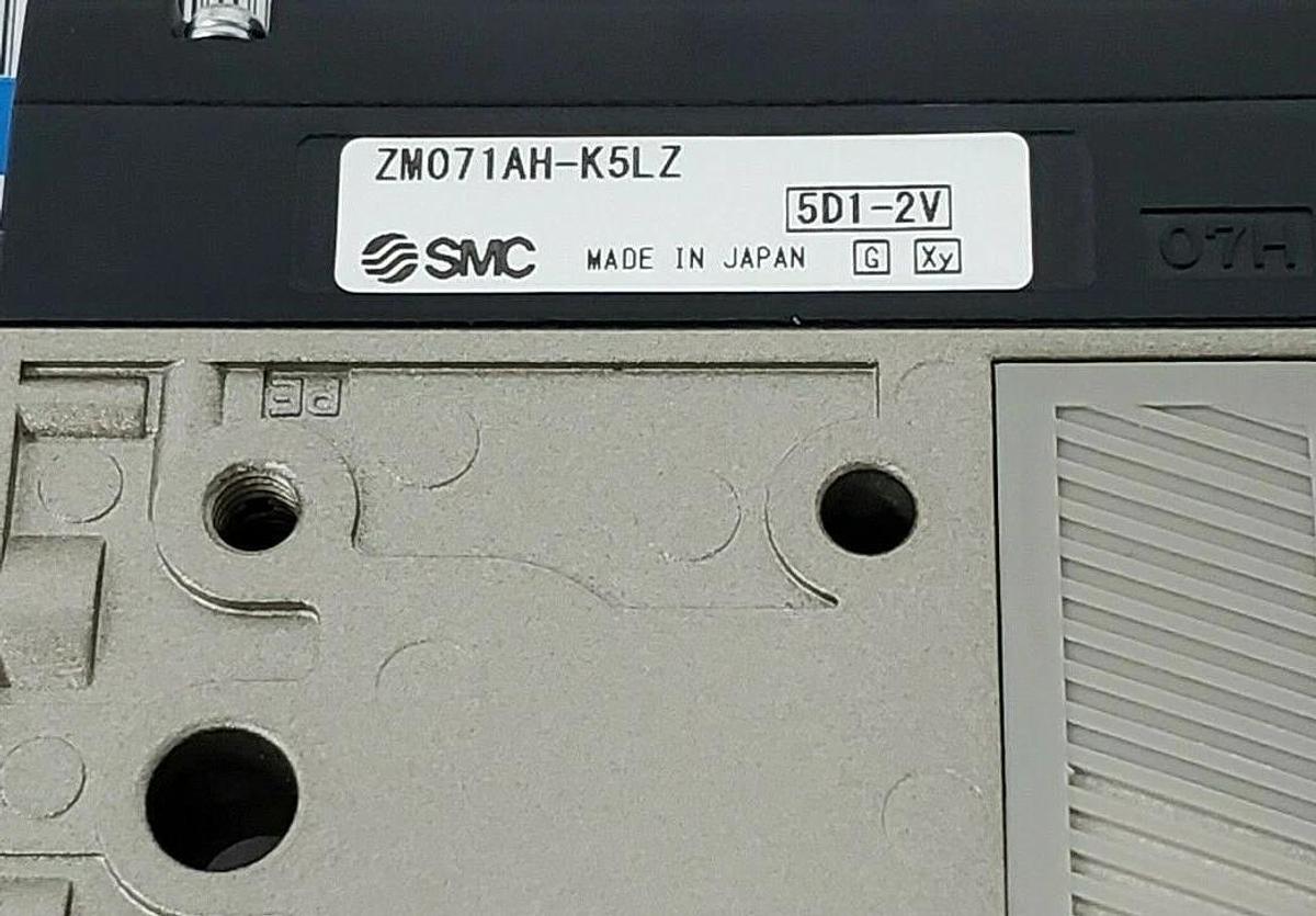 Used NIB SMC ZM071AH-K5LZ VACUUM EJECTOR VALVE ZM071AHK5LZ