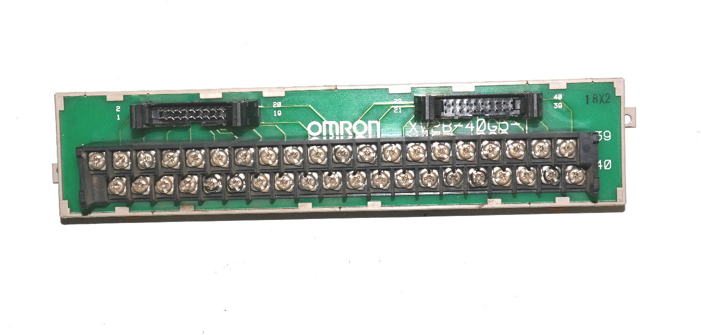 Used OMRON XW2B-40G5-T TERMINAL CONNECTOR XW2B40G5T