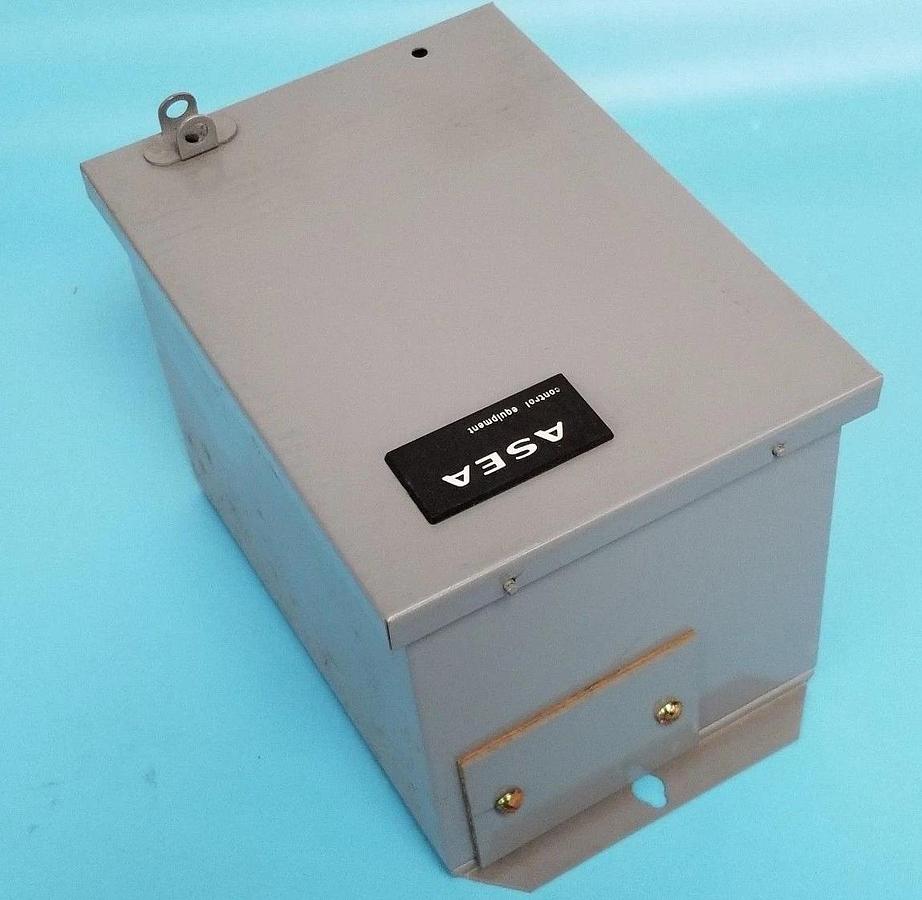 NEW ASEA BROWN BOVERI 400A133R STARTER 27A, 600VAC, SIZE 1, NEMA 3R, 120V, 60HZ