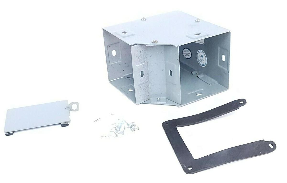 Used NEW SQUARE D LJ490LI JIC OILTIGHT WIREWAY 90 DEG. ELBOW 4''X4'' SER. 1