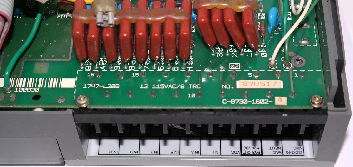 Used ALLEN BRADLEY 1747-L20B PROCESSOR UNIT 1747L20B, C-8730-1602-4, NO. 890517