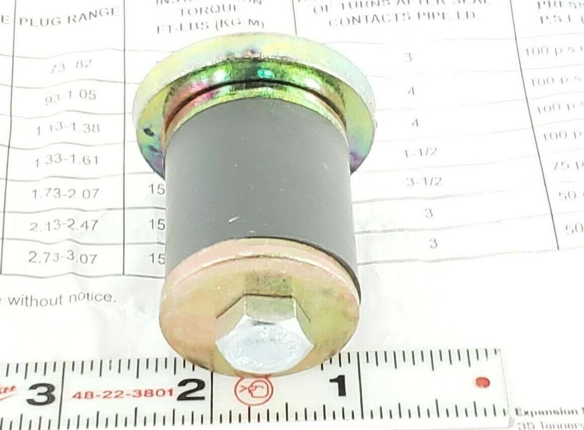 Used NIB EXPANSION SEAL TECH SVPC-0150-M VIBRA-PROOF CONDENSER PLUG, 010405, 1-1/2"