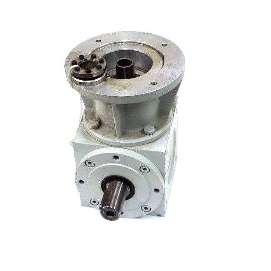 Used NEW VOGEL ML-25 BEVEL GEARBOX A-NR: 333207 002, ID. NR: 278657, I= 4.0, BA: 30