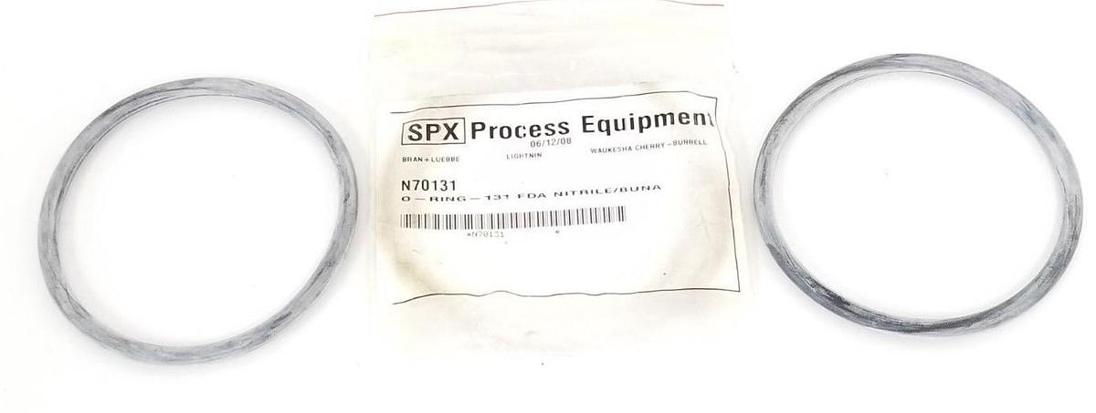 Used BAG OF 2 NEW SPX PROCESS EQUIPMENT N70131 O-RING - 131 FDA NITRILE/BUNA