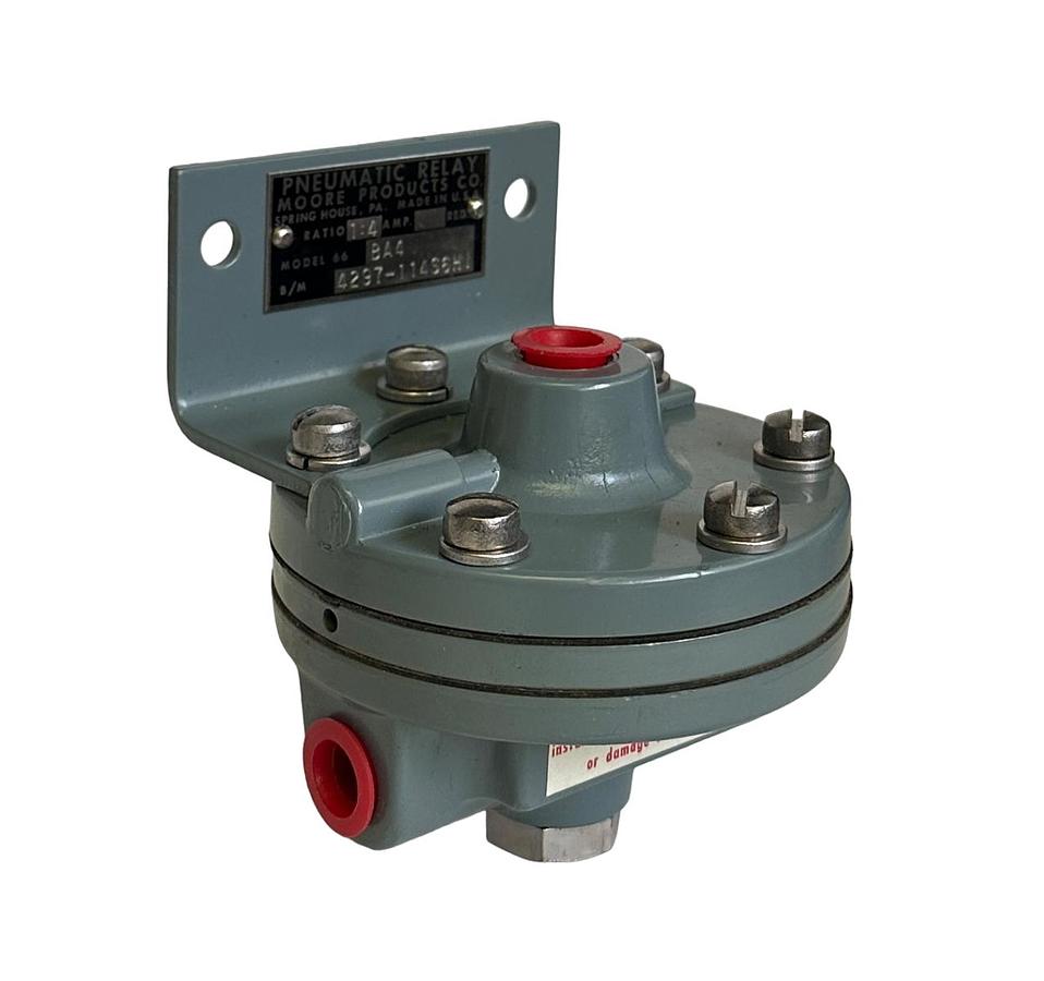 Used NEW MOORE PRODUCTS CO. 66BA4 / 4297-114S6HI AMPLIFYING PNEUMATIC RELAY 4:1 NNB