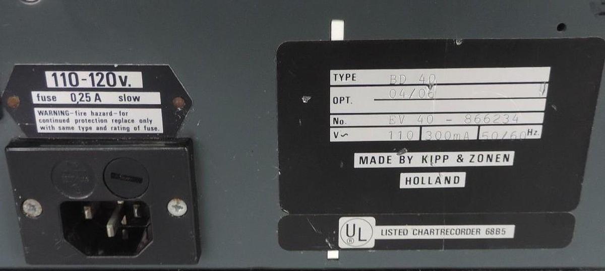 Used PHARMACIA IM-2325 CHART RECORDER TYPE: BD 40, NO. EV 40-866234
