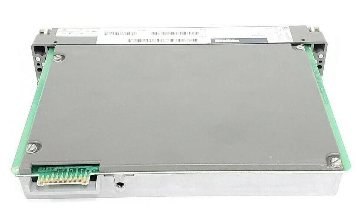 Used MODICON AS-B810-008 ISOLATED OUTPUT MODULE AS-B810-100 REV. A7 ASB810008