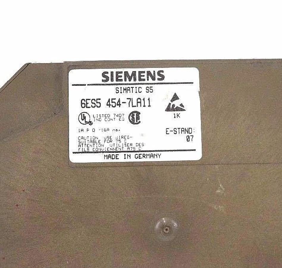 Used SIEMENS SIMATIC S5 6ES5 454-7LA11 OUTPUT MODULE 6ES54547LA11