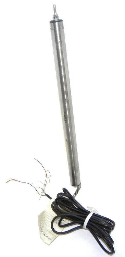 NEW SOLARTRON M920113A912-04 TRANSDUCER M920113A912-04 P/N: 920114