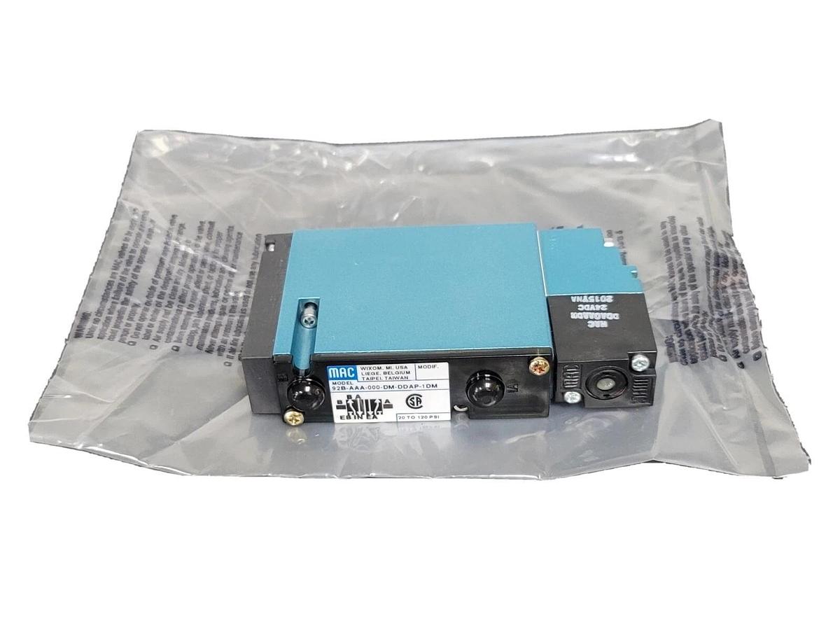 Used NIB MAC 92B-AAA-000-DM-DDAP-1DM SOLENOID VALVE 24VDC 5.4W