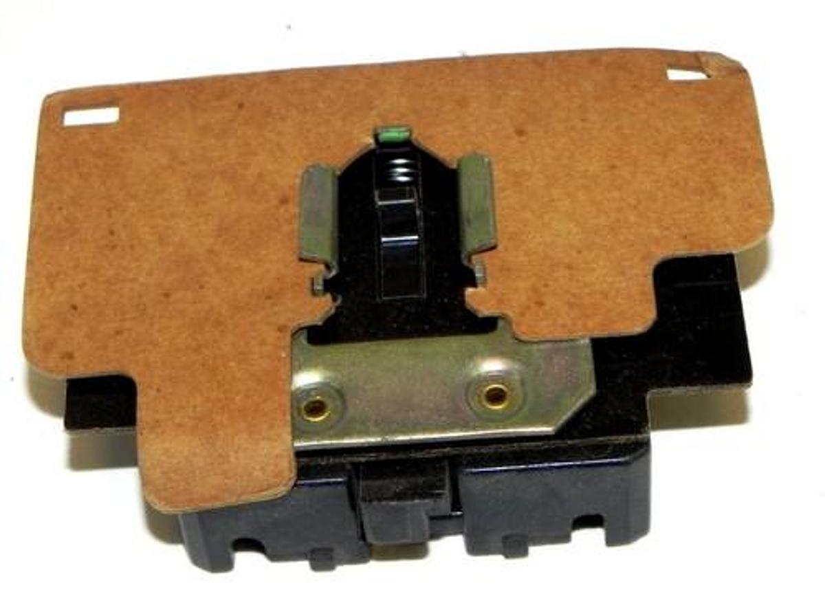 NIB GENERAL ELECTRIC CR205X100A AUXILIARY CONTACT KIT CR205X