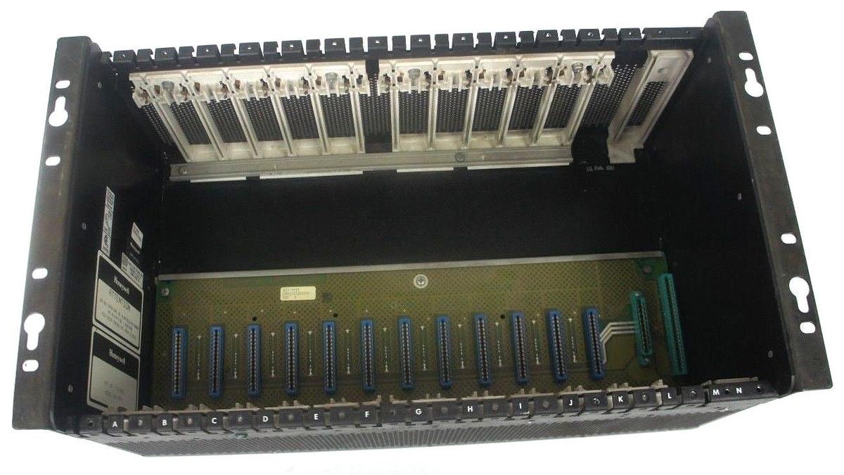 Used HONEYWELL IPC 621 I/O EXPANSION RACK MODEL 621-9990