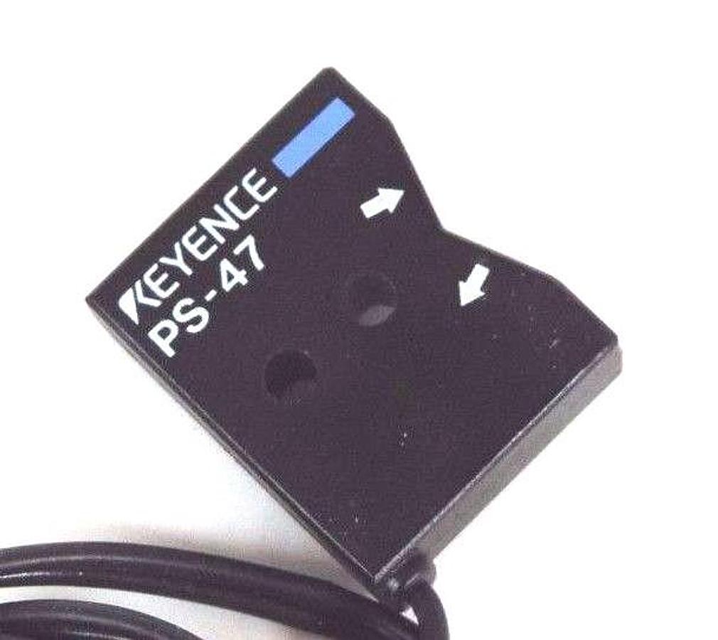 Used KEYENCE PS-47 PHOTOELECTRIC SENSOR HEAD PS47
