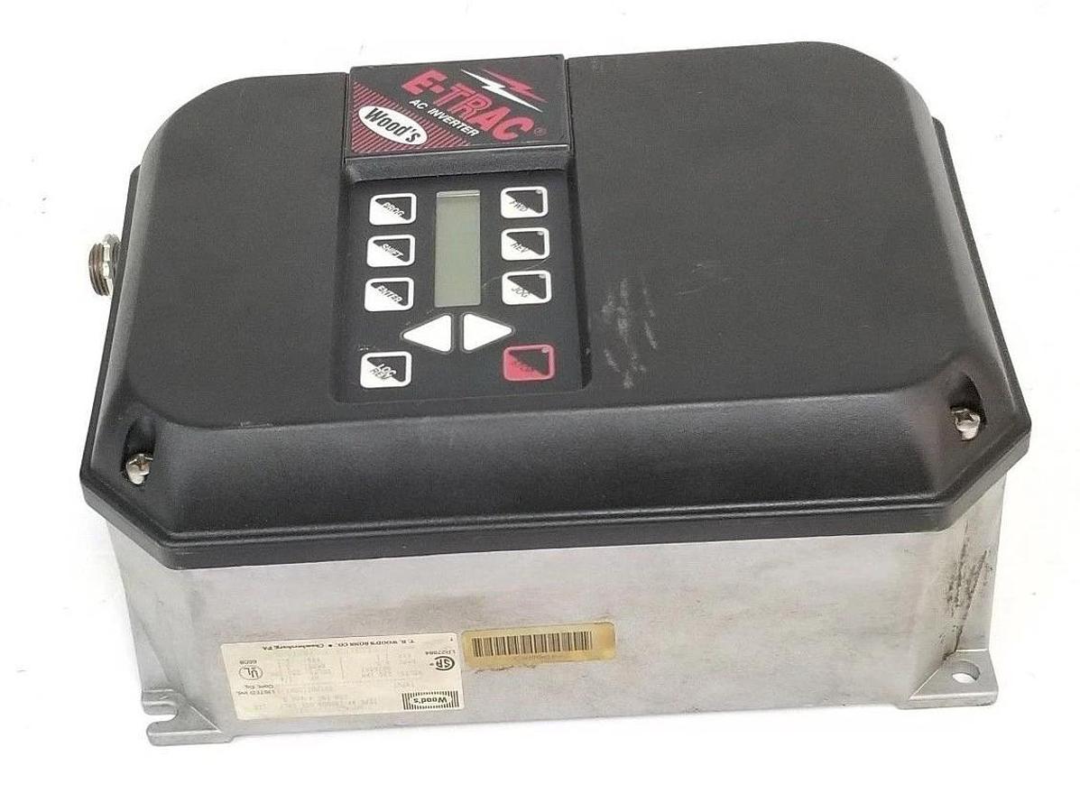 Used VACON / TB WOODS WFC2000-7C INVERTER DRIVE 3/4HP 3.1AMP 230V 3 PHASE WFC20007C