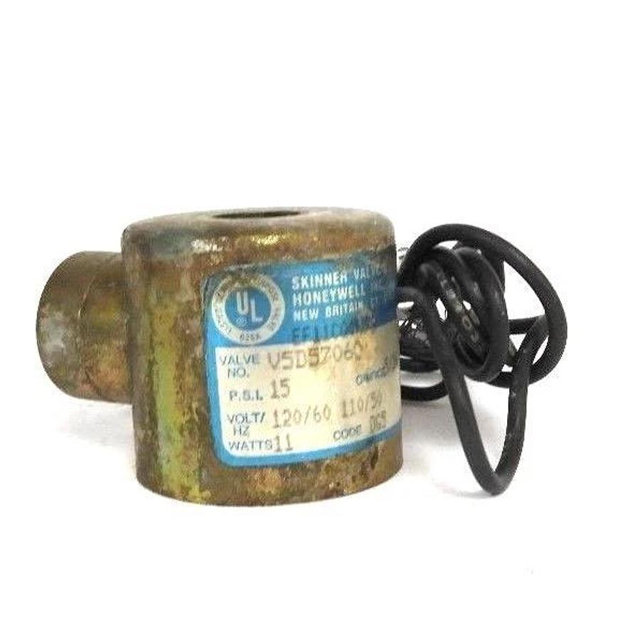 Used HONEYWELL SKINNER V5D57060 SOLENOID VALVE 15PSI, 110/120V 50/60HZ, 11WATTS