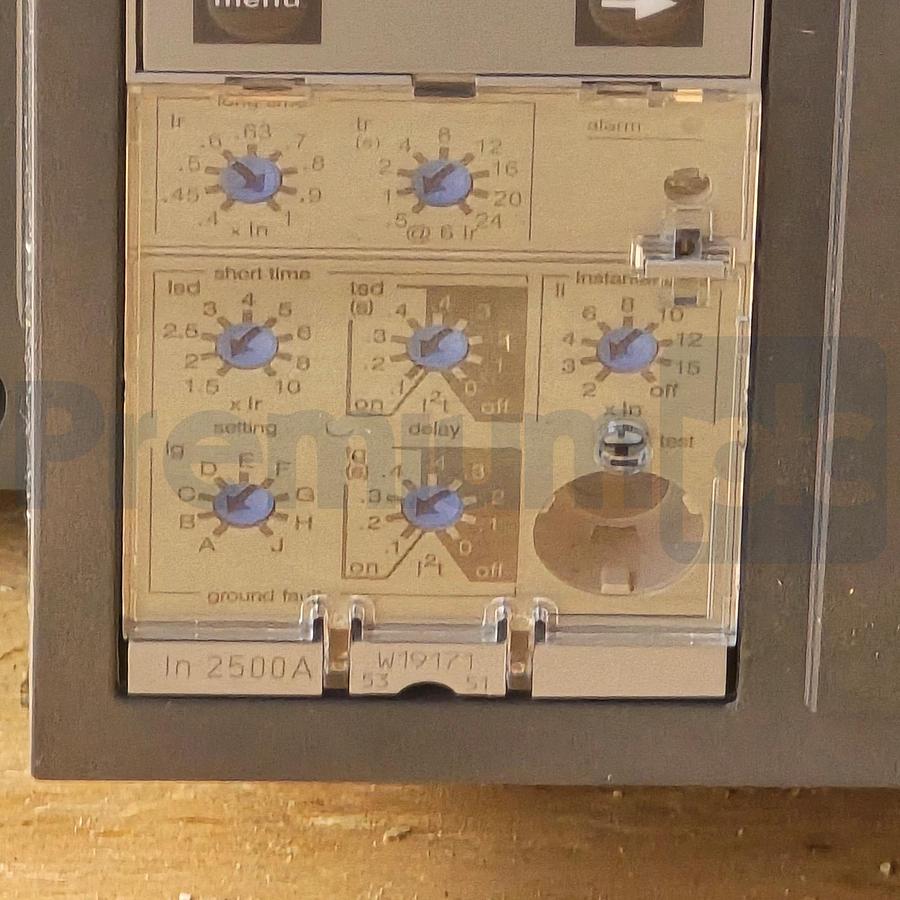 Square D WL3GGR44A9DFBBWPEA MasterPact NW25H 3P 2500A Breaker w/Micrologic Trip