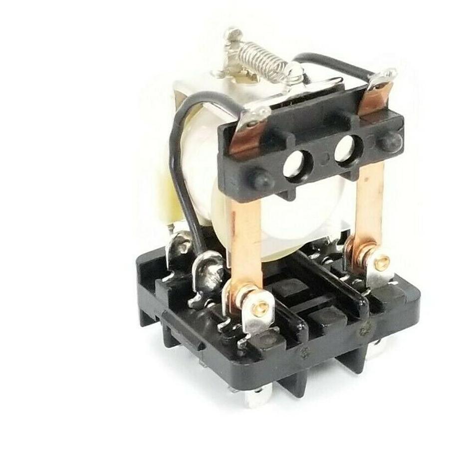 Used NEW ALLEN BRADLEY 8-530A PHOTOSWITCH RELAY 8-530 8530 8530A (MISSING COVER)