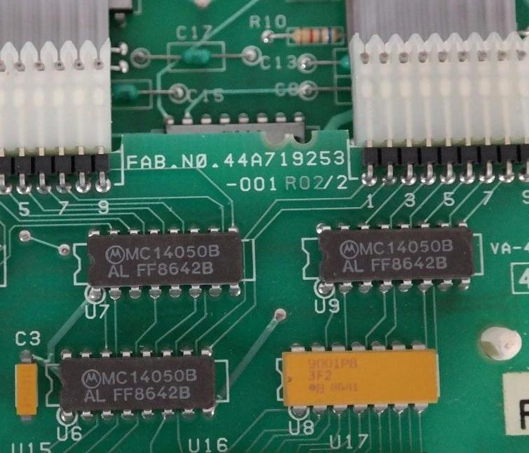 Used GE FANUC IC600YB923A, 10-50VDC SINK MODULE W/LIGHTS 44A717568-G01