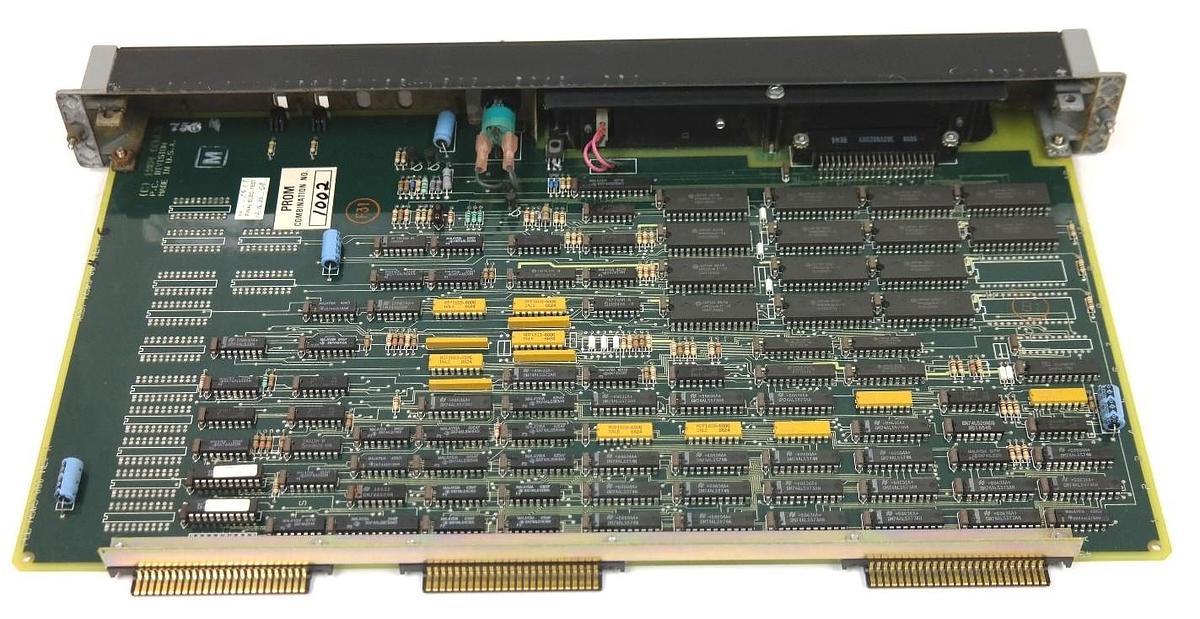 Used GOULD MODICON M909-000 MEMORY MODULE REV A WITH KEY PCBM909000