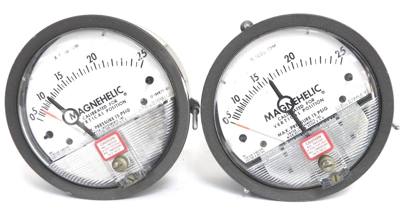 Used LOT OF 2 DWYER 12-166982-00 PRESSURE GAUGES X 1000 CFM, 1216698200