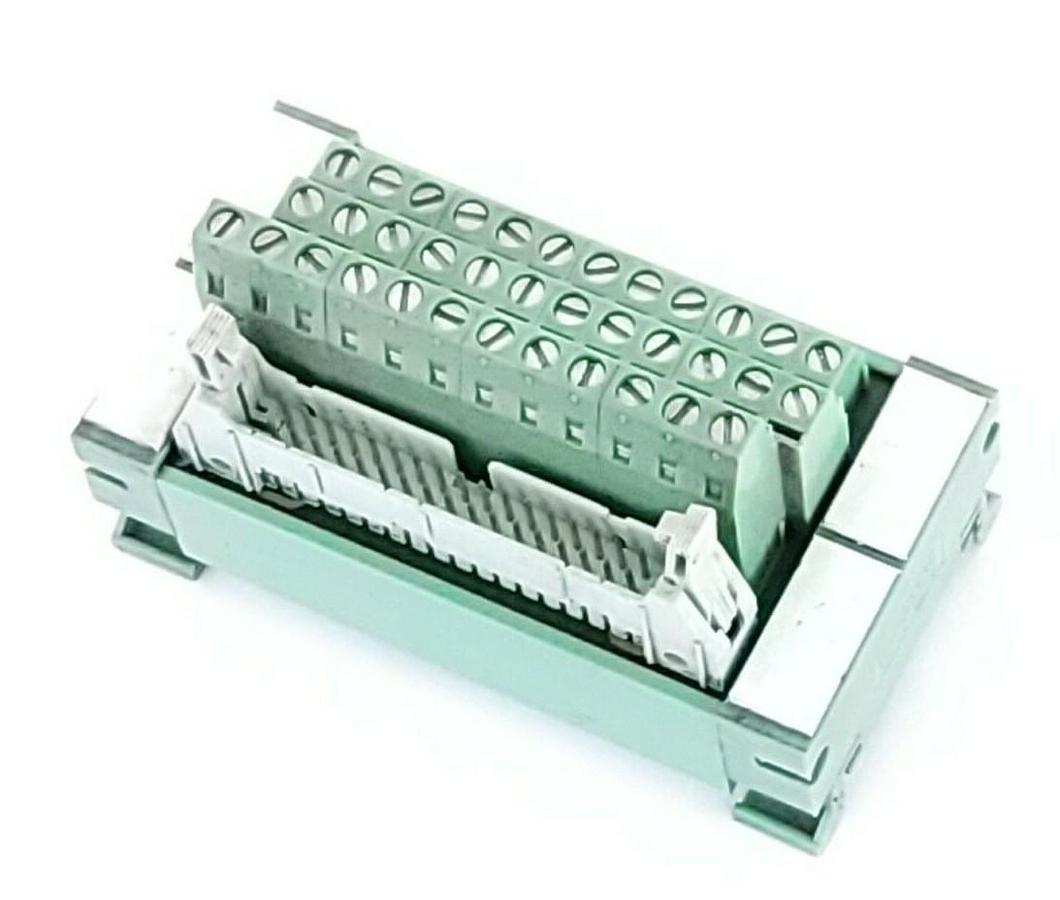 Used PHOENIX CONTACT UM 45-FLKS34 VARIOFACE MODULE NR. 2962670