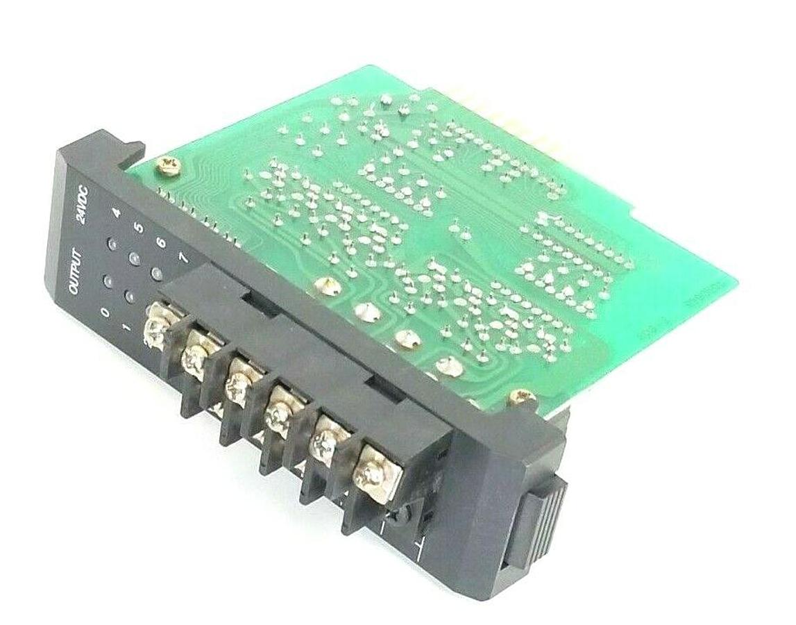Used GE FANUC IC610MDL155A SOURCE OUTPUT MODULE 24VDC 8 CIRCUIT (FOR PARTS)