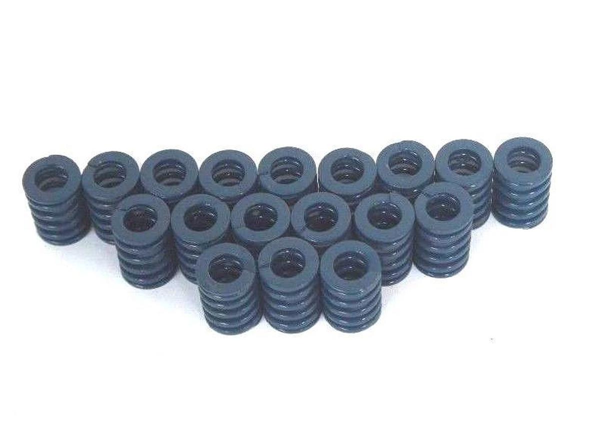 LOT OF 18 NEW GENERIC 9-12-04-21 SPRINGS 3/4" WIDTH X 1" LENGTH
