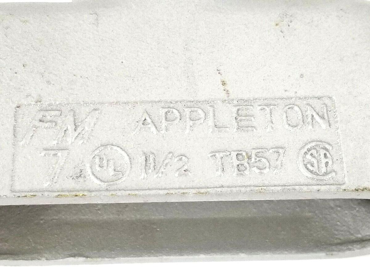 Used APPLETON TB57 FH7 CONDUIT BODY 1-1/2''