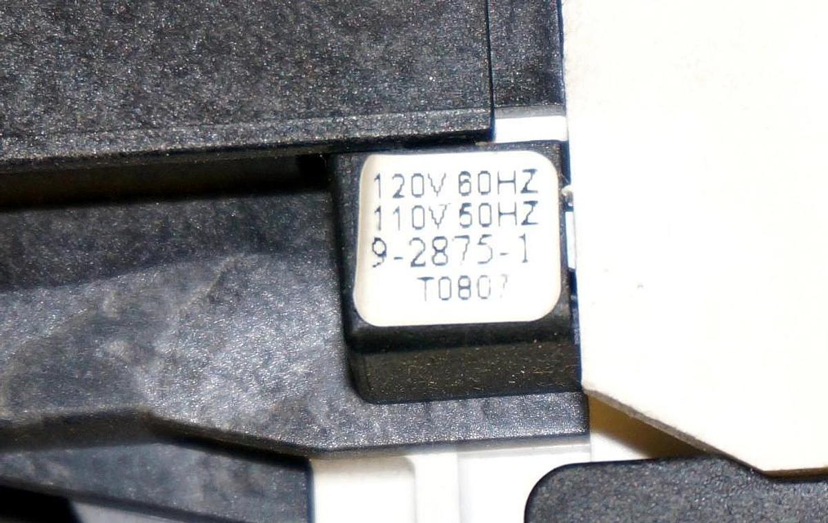 Used CUTLER HAMMER AE317TNS3A COMB. MTR. CNTLR. W/ CE15BNSC3, A307TN