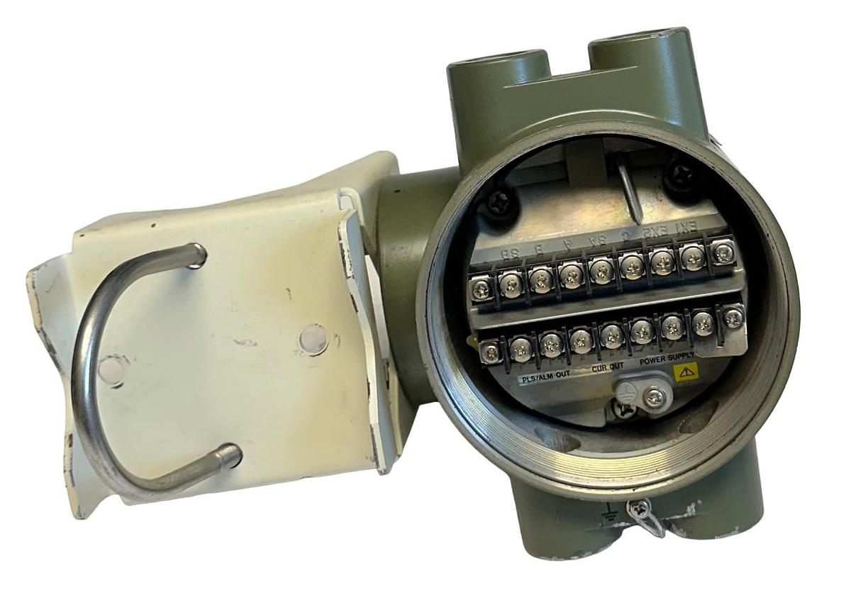 Used YOKOGAWA ADMAG SE SE14-JEH2-A12/FF1/FN1 / SE14 MAGNETIC FLOW CONVERTER 11W USNP