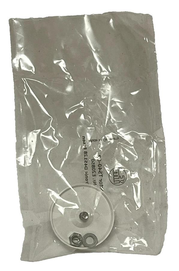 Used NEW IFM E20850 Reflector TS40-02 | Round 40mm Prismatic | Integral M5 Screw NSFS