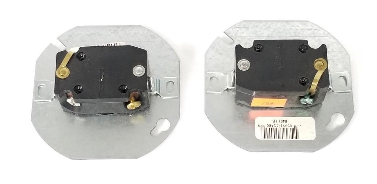 Used LOT OF 2 P&S 15A-125V PLUGS W/ STEEL CITY 5401 LR STL OCT BX CVR 4IN DIA SGL RCP