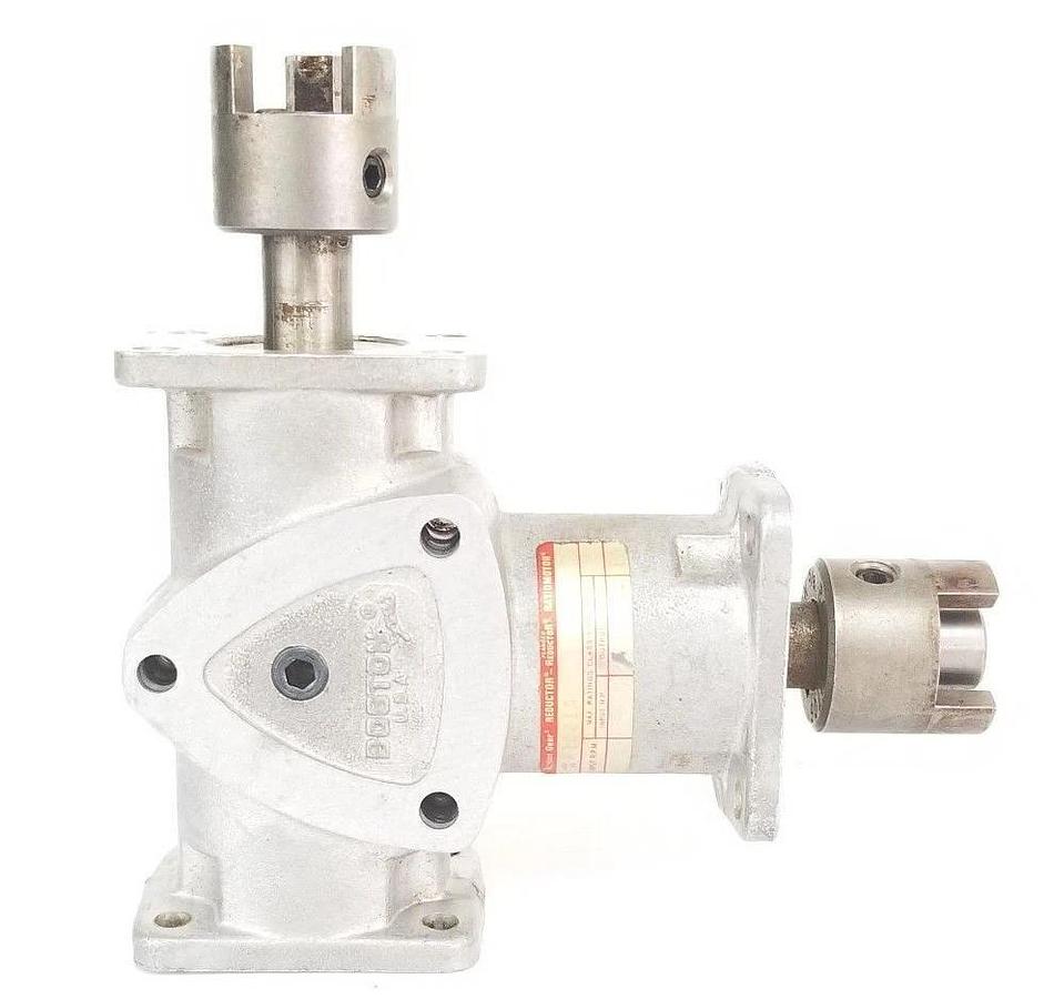 Used BOSTON GEAR R1021A GEAR REDUCER