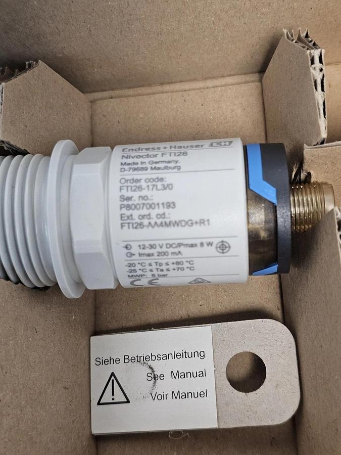 NIB ENDRESS + HAUSER NIVECTOR FTI26 POINT LEVEL SWITCH FTI26-17L3/0