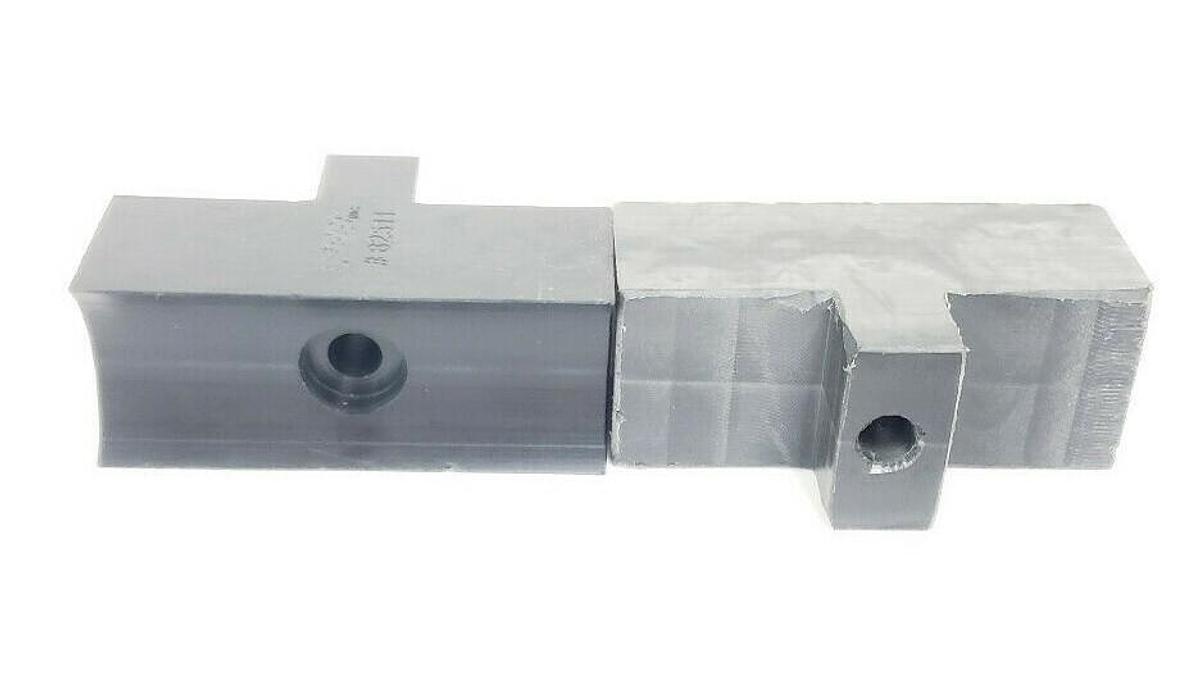 Used LOT OF 3 NEW REB INC. 82511 NOZZLE MOUNT BLOCKS
