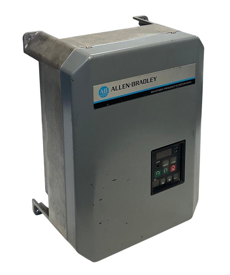 Used ALLEN BRADLEY 1333-CAB /D+ ADJUSTABLE FREQUENCY AC DRIVE 5HP 3PH 50/60Hz USNP