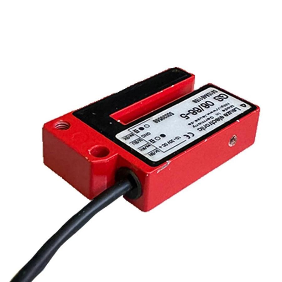 Used LEUZE ELECTRONIC GS 06/66-5 / GS06665 FORKED PHOTOELECTRIC SENSOR 50039568