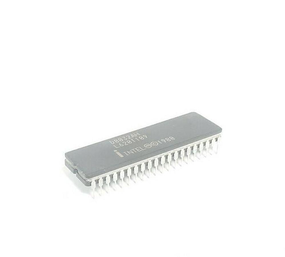 Used LOT OF 9 NEW INTEL D8032AH MICROCOMPUTER IC L6201109 8-BIT HMOS CDIP40