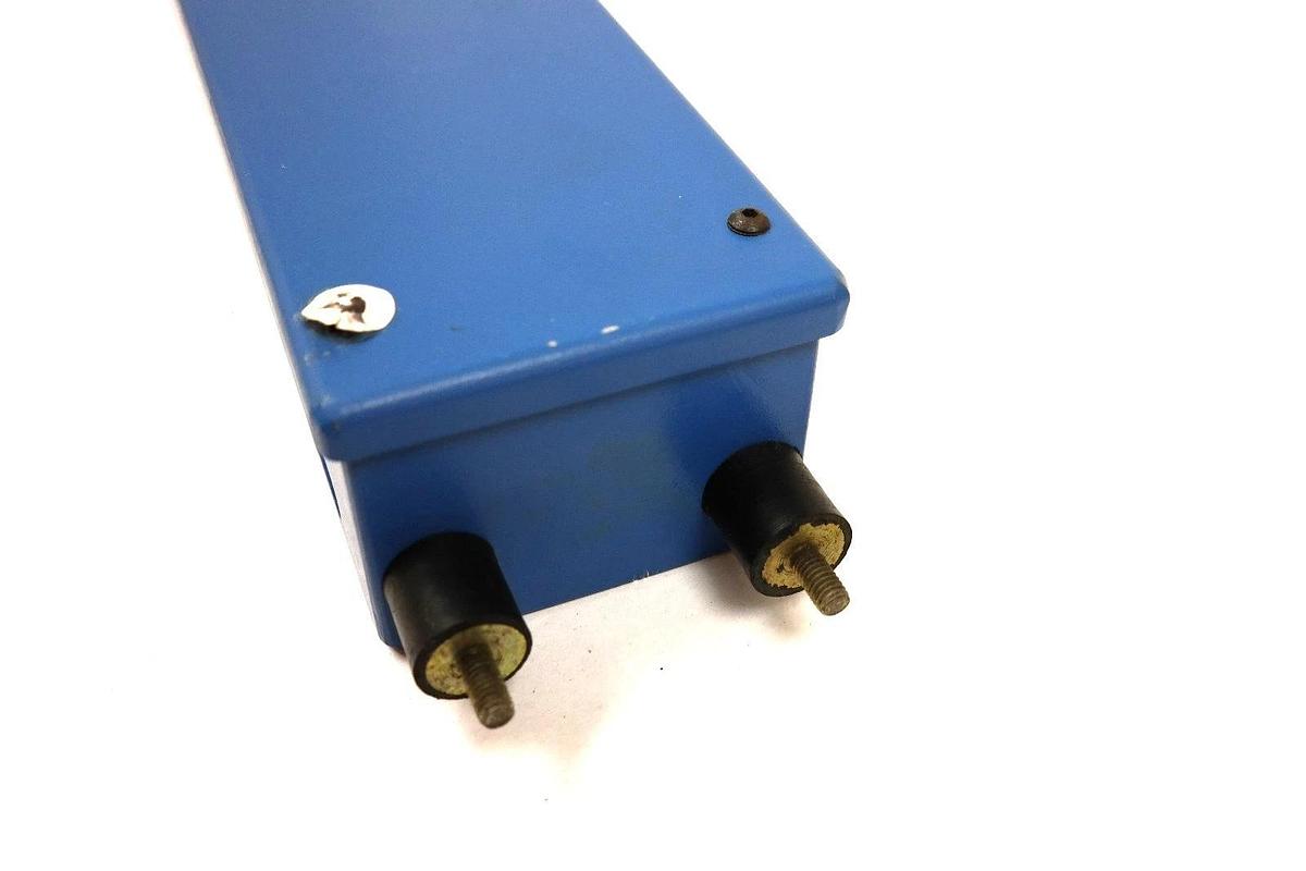 Refurbished TRIAD CONTROLS TR-36-2F-AU 36" 24VDC LIGHT CURTAIN EMITTER TR362FAU REPAIRED