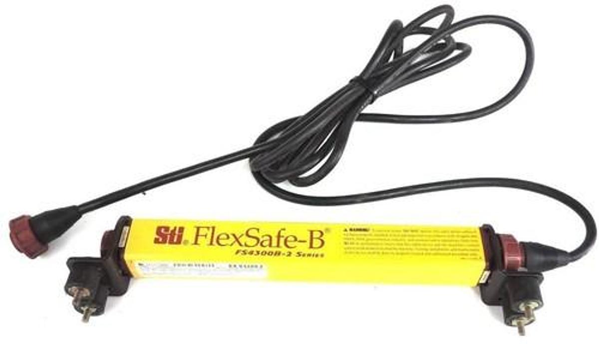 Used STI FLEXSAFE B FS4300B-2 8" LIGHT CURTAIN RECEIVER FS4308B-2R-1 42676-0080