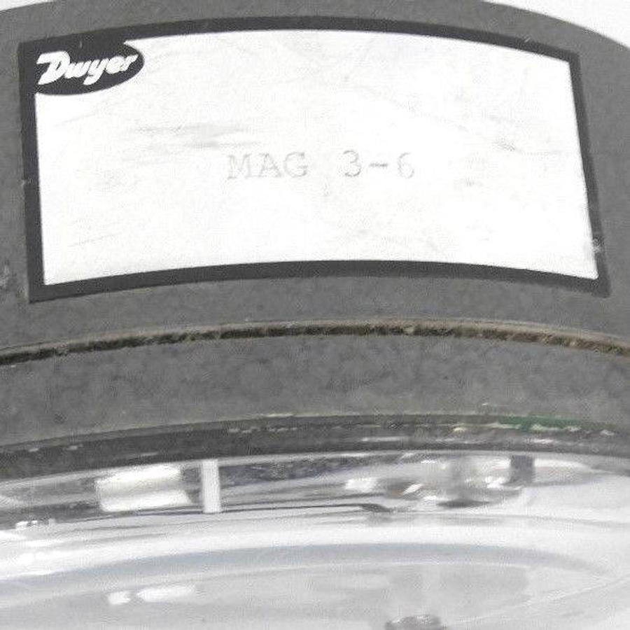 Used LOT OF 2 DWYER 12-167004-00 MAGNEHELIC PRESSURE GAUGES X 100 CFM, 1216700400