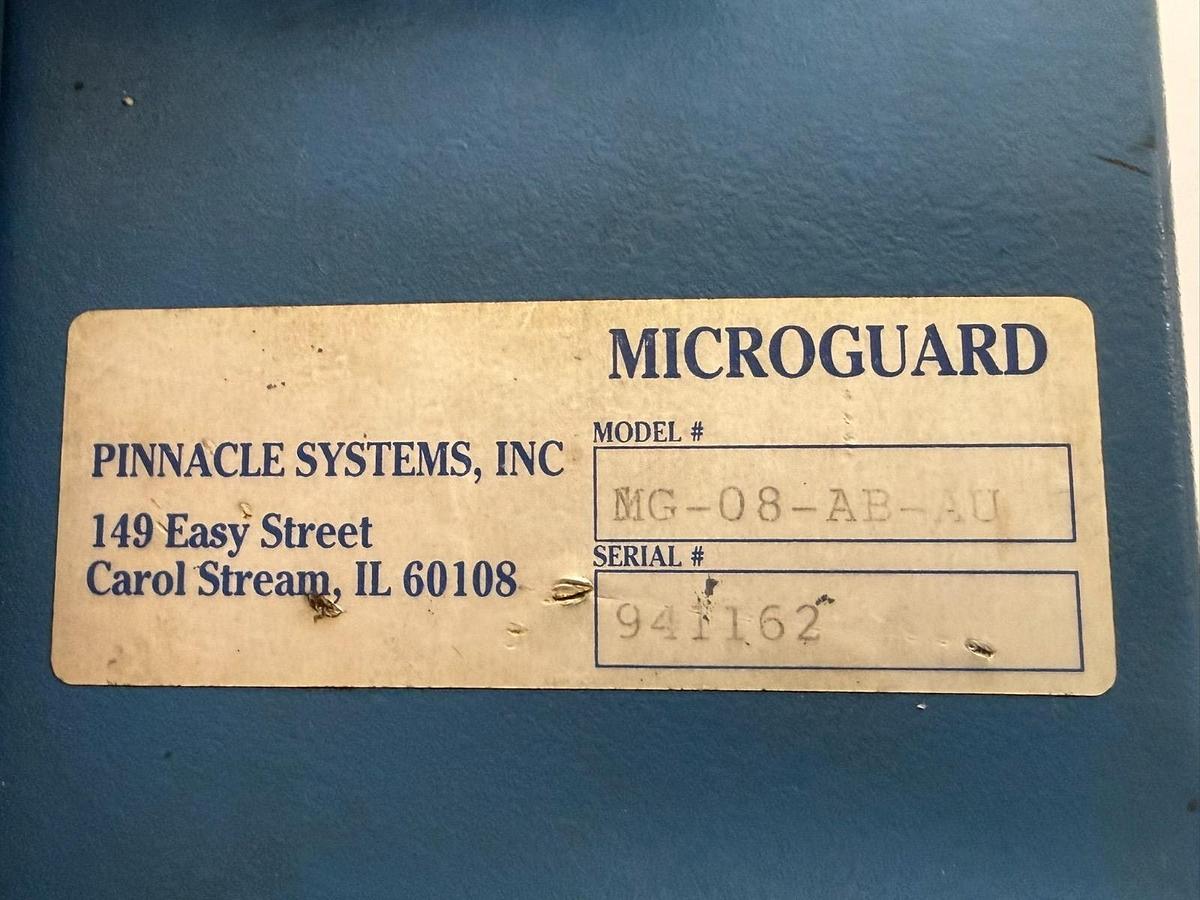 Used Pinnacle Microguard MG-08-AB-AU Safety Light Curtain Controller Box
