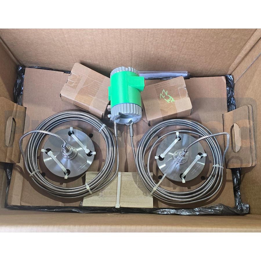 Used Schneider Foxboro IDP10S-TS1B01FM-M2L1B1T Pressure Transmitter Dual WIKA Seals