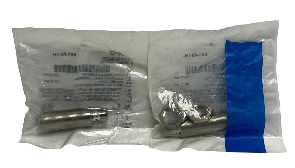 Used 2 AUTOMATIONDIRECT MICRO DETECTORS AK1-A0-1H / AK1A01H PROXIMITY SWITCHES NSMP