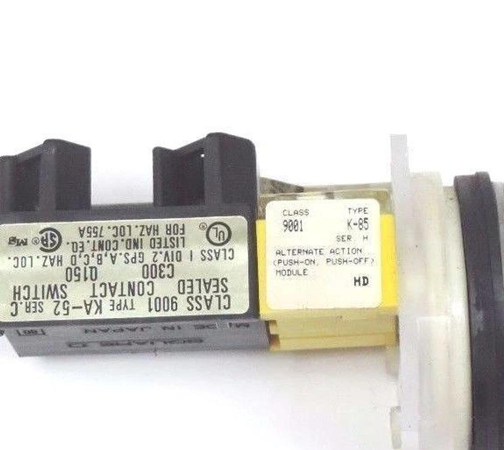 NEW SQUARE D 9001-KA-52 CONTACT W/ 9001K-85 ACTION MODULE SER H W/ GREEN BUTTON